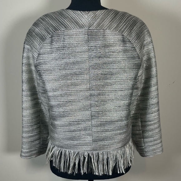 AMANDA UPRICHARD Women’s M Blazer Gray Metallic Neutral Tweed Fringe Crop Jacket - Picture 7 of 15